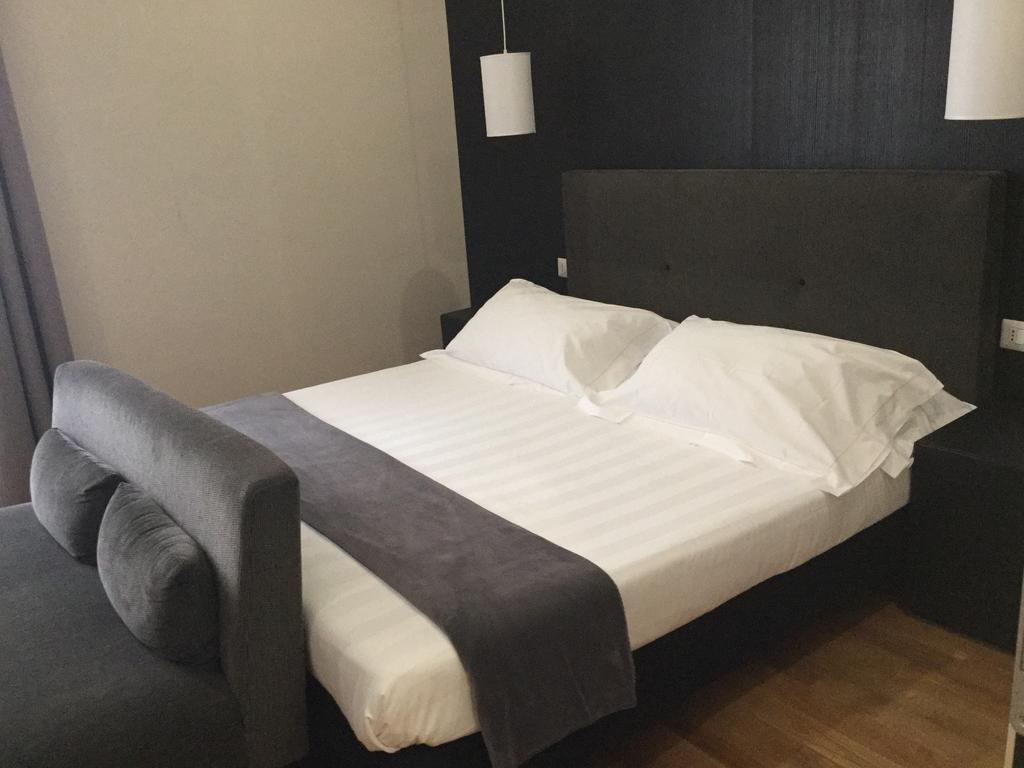 Rhome Terminal Guest House Rome Bagian luar foto