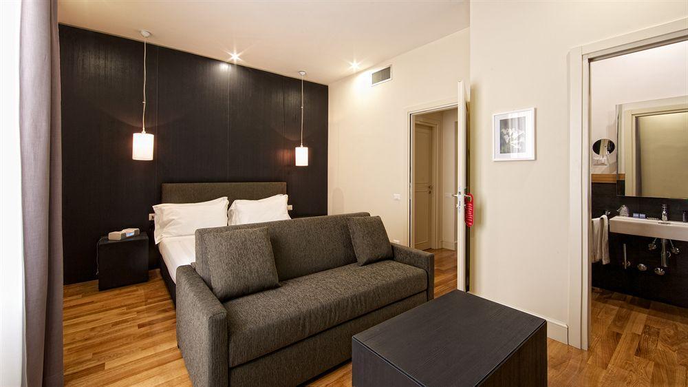 Rhome Terminal Guest House Rome Bagian luar foto
