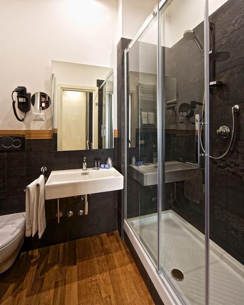 Rhome Terminal Guest House Rome Bagian luar foto
